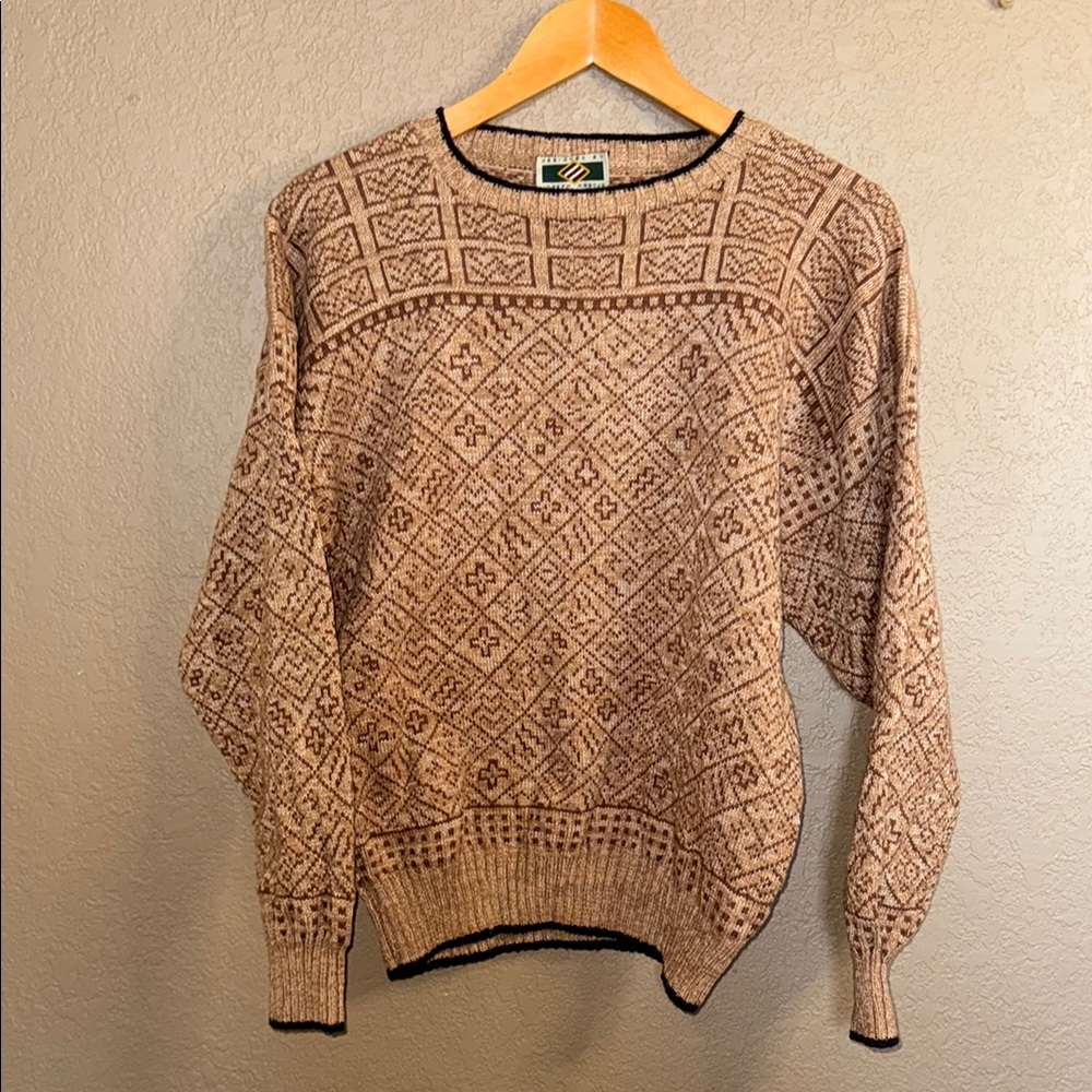 Vintage Joseph Abboud Brown Crewneck Sweater with Intricate Knit